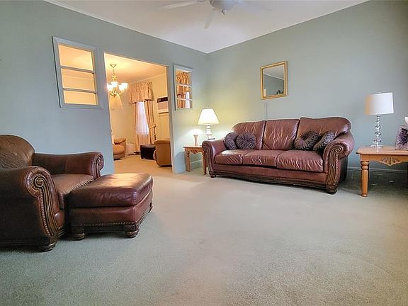 5th image of 29 Magnolia Ave