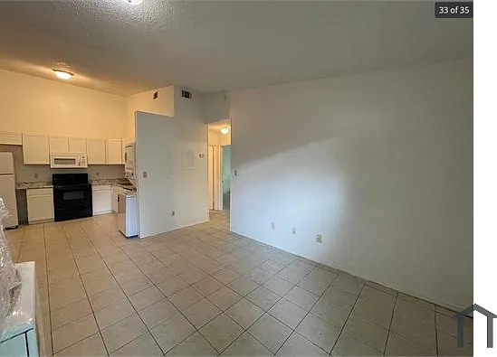 6832 Tiki Ln #4 — Photo 25