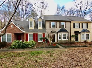 147 Willow Stream Ct, Roswell, GA 30076