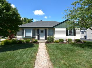 200 N William St, Mount Prospect, IL 60056