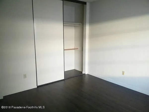 31 E California St #B — Photo 10