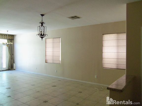 5th image of 2555 Chantemar St