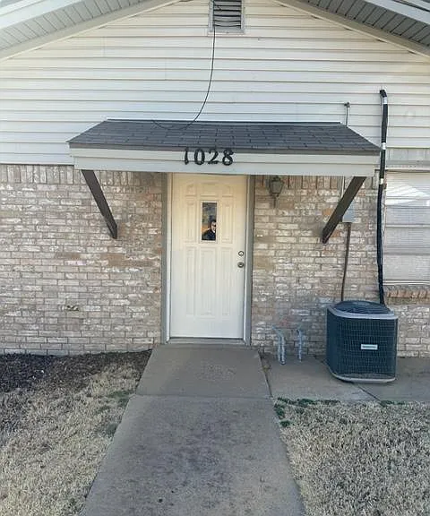 1028 N Wells St — Photo 1