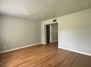 804 La Marche Dr #804, Jacksonville, FL 32205