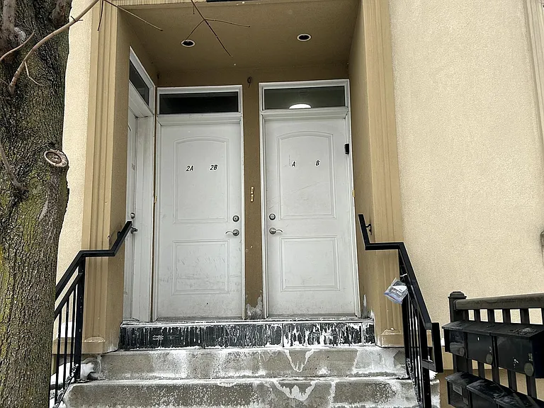 13 Fisher St #B — Photo 2