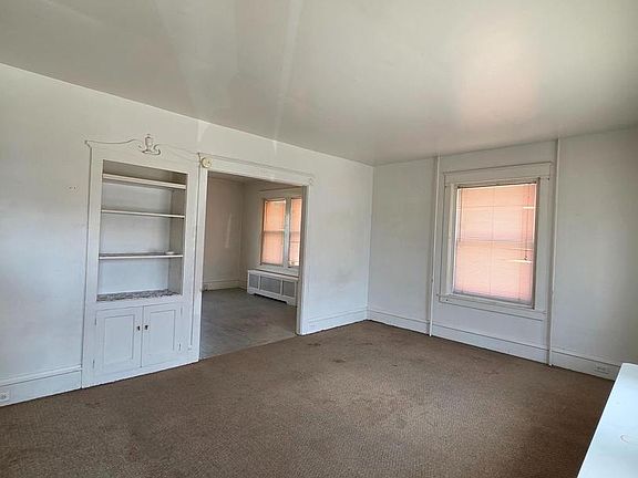 5th image of 1209 Spring St