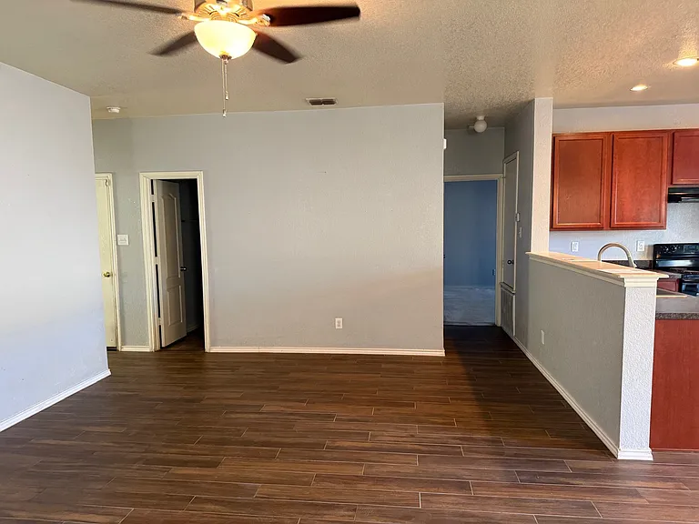 4714 Dapple Dr — Photo 7
