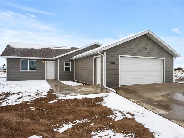 10880 Eagle Ct, Belle Fourche, SD 57717