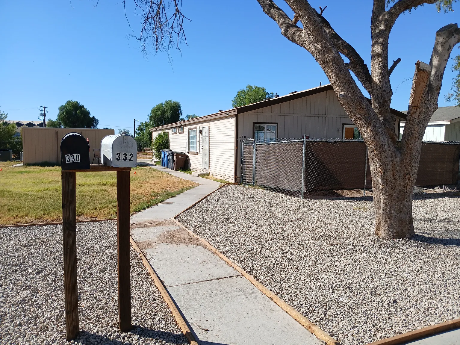 3 bed, 900 sqft, $1,495 — Photo 3