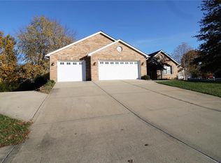 364 Old Homestead Dr, Troy, IL