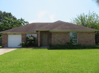 4013 Owens St, Dickinson, TX 77539