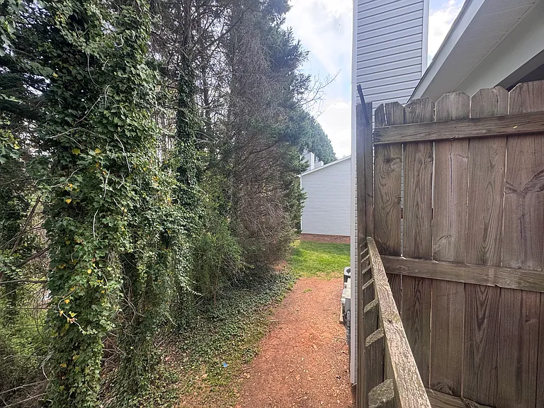 15C Meadowood Glen Way — Photo 31
