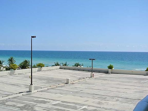 3rd image of 3901 S Ocean Dr APT 5C