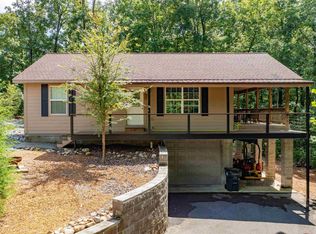 25 Hillview Dr, Murray, KY 42071