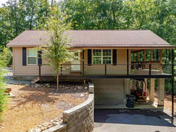 25 Hillview Dr, Murray, KY 42071