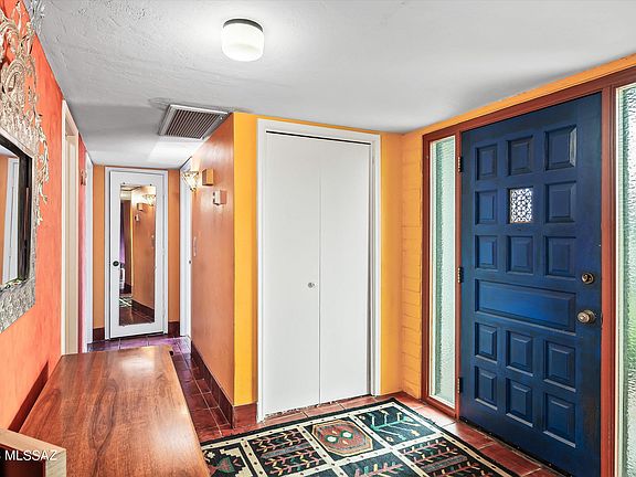 4th image of 1431 S San Carla