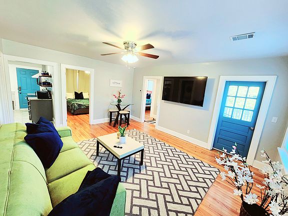 2nd image of 1300 S Court St #1304