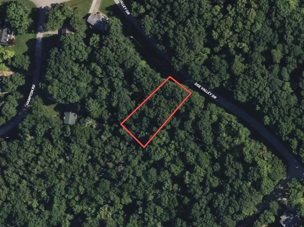 266 Doe Valley Pkwy W, Brandenburg, KY 40108