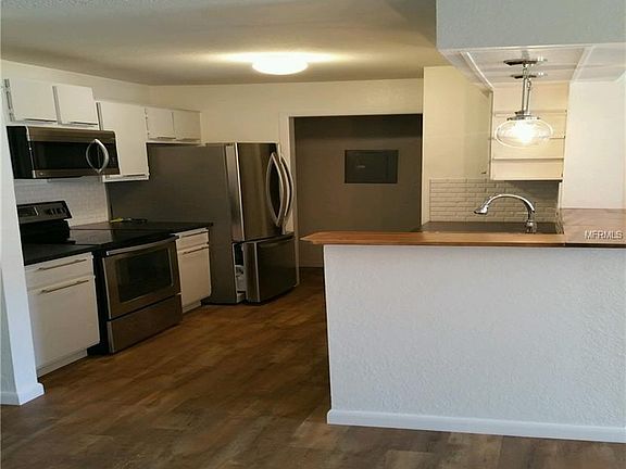 4th image of 4350 Perkinshire Ln APT Q108