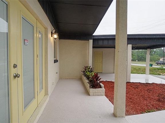 2nd image of 4917 Balboa Dr