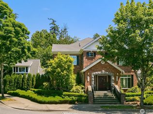 2697 NE Park Dr, Issaquah, WA 98029