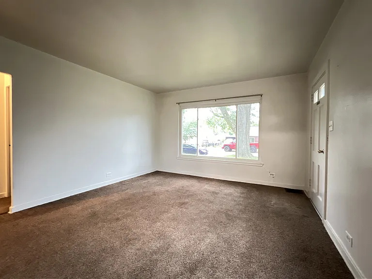2030 Chaney Rd #1 — Photo 3