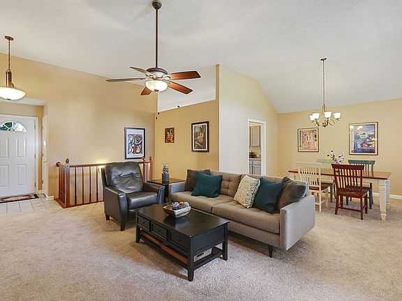 5th image of 1060 Wellers Ct