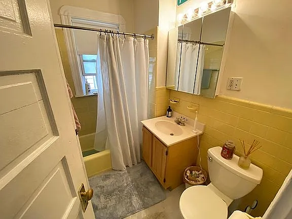 231 Parsons St #1 — Photo 9