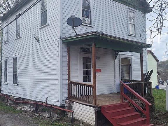 2nd image of 104 Liberty St