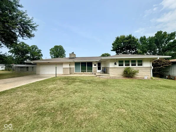 709 Terrace Ln, Greencastle, IN 46135