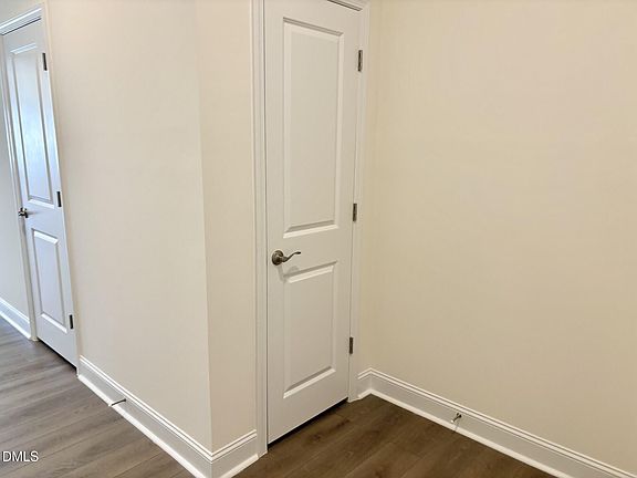 3rd image of 224 Alberta Dr #143