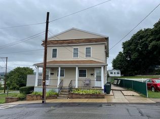 10 Pine St #10, Pittston, PA 18641
