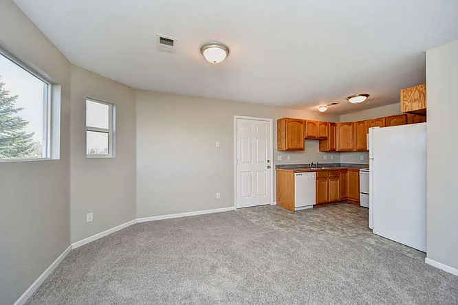 3380 Saratoga St #F — Photo 3