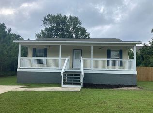 112 Spruce St, Pass Christian, MS 39571