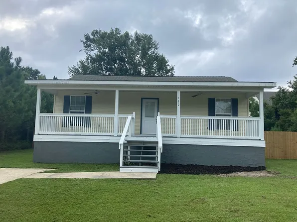 112 Spruce St, Pass Christian, MS 39571