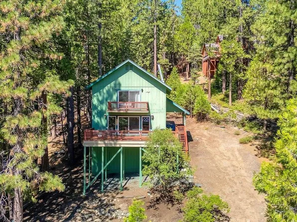 29338 Shasta Dr, Cold Springs, CA 95335