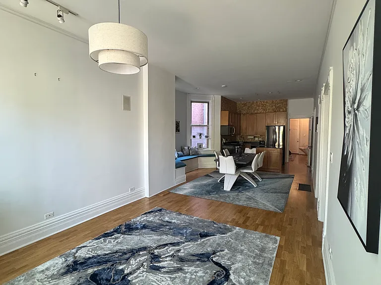 1467 W Huron St #1 — Photo 5