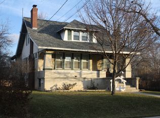 12 W Center Ave, Cedar Grove, WI 53013