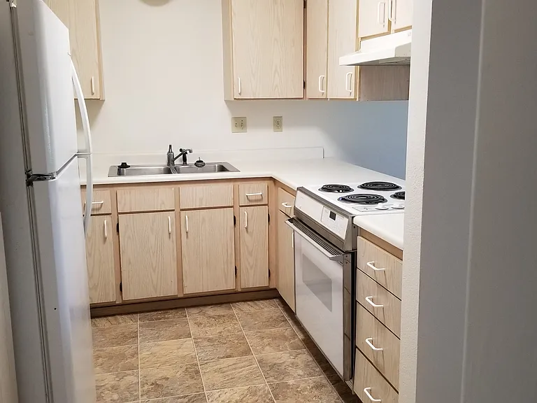 1628 Kellenbeck Ave — Photo 10