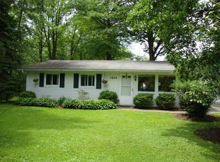 7832 Stoneridge Rd, Macedonia, OH 44056