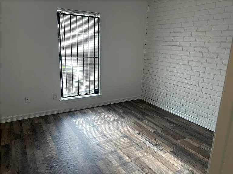 6851 Chasewood Dr — Photo 13