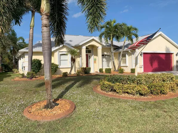 875 SE Carnival Avenue, Port St Lucie, FL 34983