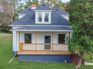1009 Three Springs Rd, North Huntingdon, PA