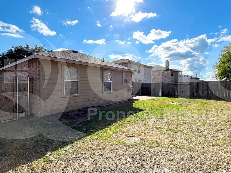 2312 Gabriel Dr — Photo 21