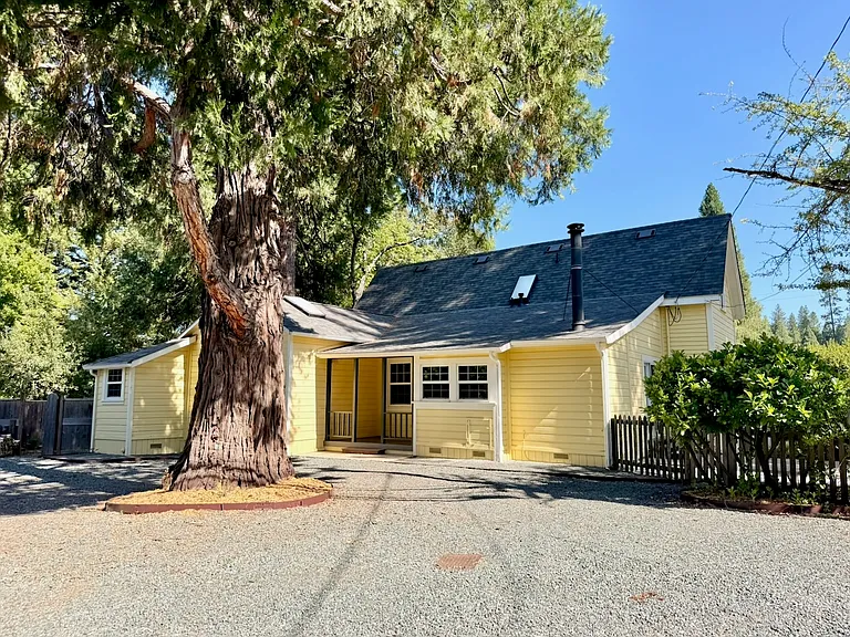 522 Sacramento St — Photo 31