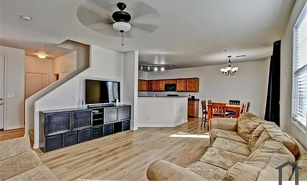 8169 W Groom Creek Rd — Photo 3