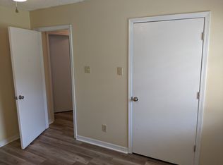 1406 Hartje Ln #B, Conway, AR 72034