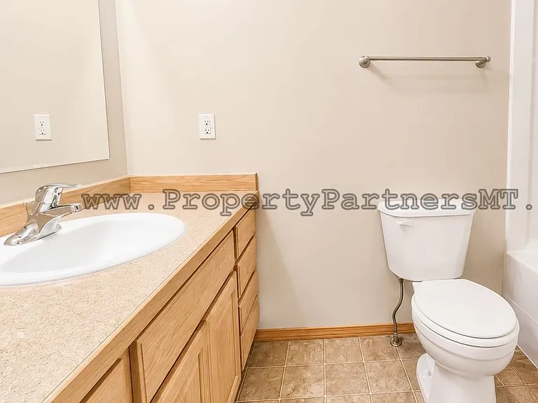 892 N River Rock Dr — Photo 11