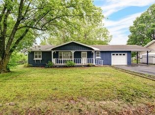 86 E Willow St, Fair Grove, MO 65648