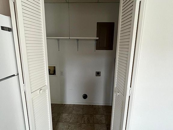 4th image of 1807 E Church Street Ext #1004